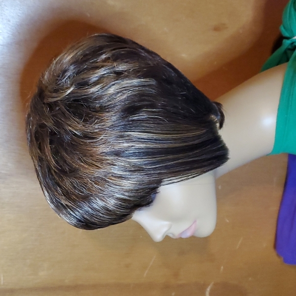 Short Brown / Blonde Wig With Bang - Picture 3 of 4